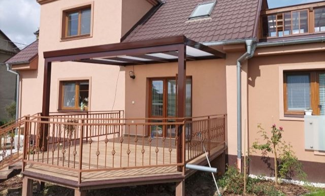 pergola na terase
